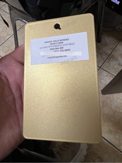 Placa de muestra ANODIC GOLD — Axalta Powder Coatings